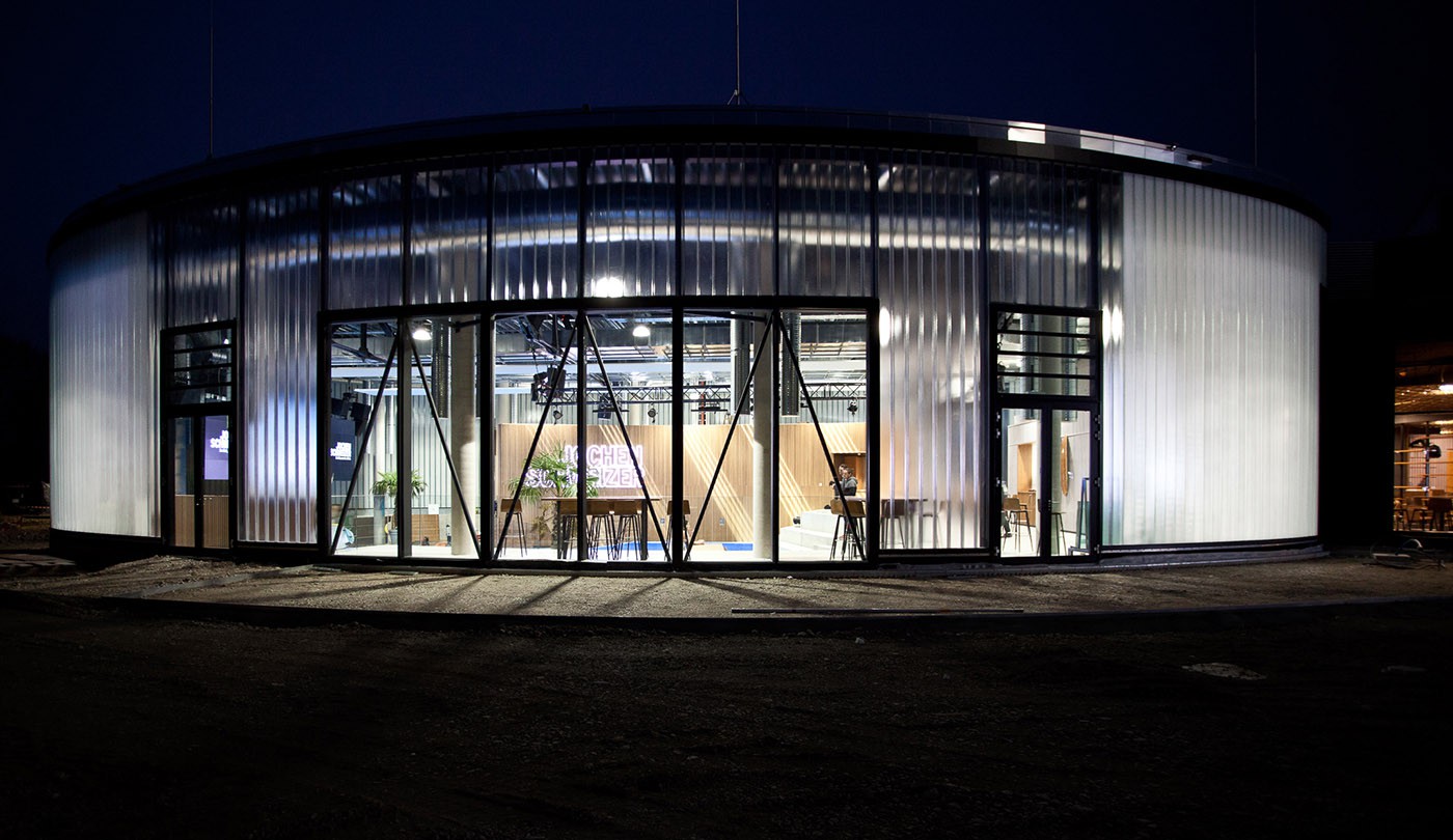 Outside, Außen, Nacht, Beleuchtung, Jochen Schweizer Arena München, OSA Ochs Schmidhuber Architekten GmbH